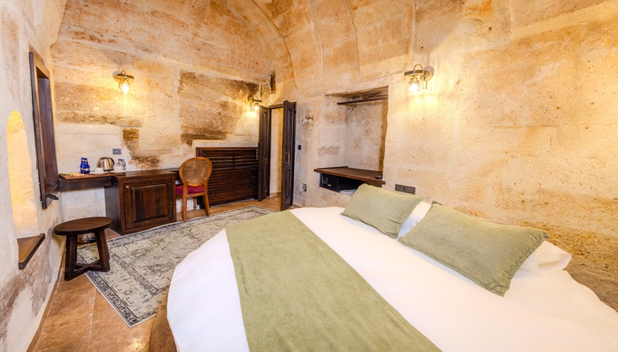 Oda 305 - Standard Arch Room